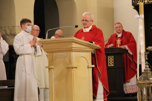 Ruda Śl. Msza w pierwsze wspomnienie liturgiczne ks. Machy