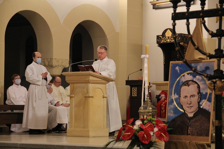 Ruda Śl. Msza w pierwsze wspomnienie liturgiczne ks. Machy