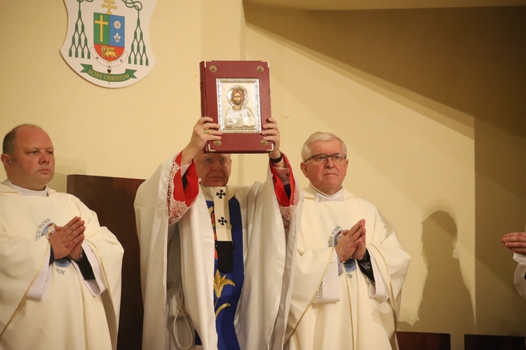 Poświęcenie nowych organów w Prokocimiu Nowym