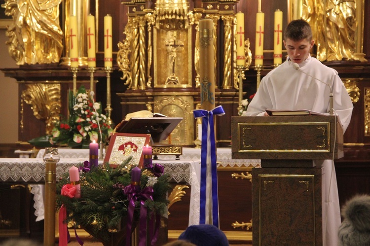 Olesno. Tablica upamiętniająca ks. prał. Jana Rybaka