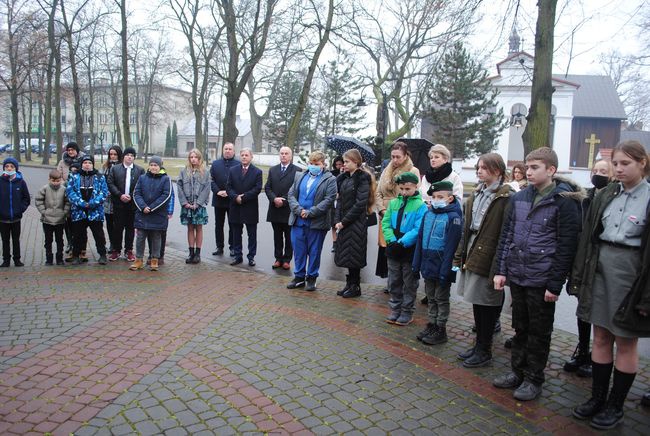 Sztandar dla Zespołu Szkolno - Przedszkolnego w Ulanowie