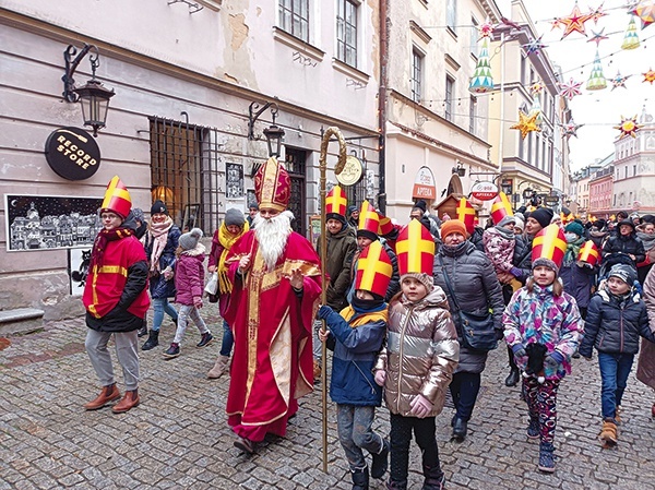 ▲	W wydarzeniu uczestniczyły tłumy lublinian.