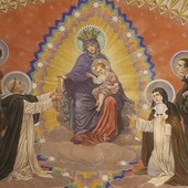 	Jeden z charakterystycznych motywów mistrza z Pelplina – święci składający hołd  Maryi z Dzieciątkiem Jezus. Fara  w Rypinie.