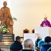 Dziękczynnej Eucharystii przewodniczył biskup pomocniczy archidiecezji gdańskiej.