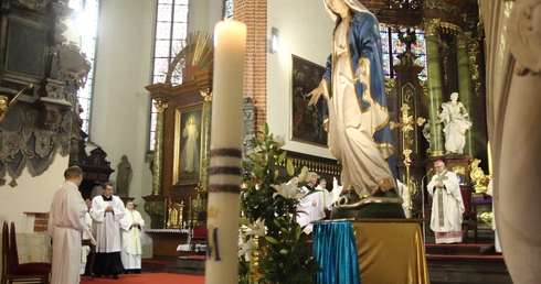 Strój i błogosławieństwo