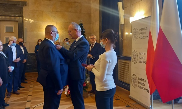 Katowice. Wręczono Krzyże Wolności i Solidarności