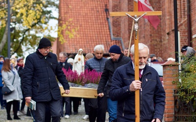 Olsztyn. Procesja różańcowa