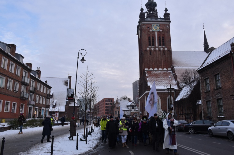 Rózańcowa procesja adwentowa w Gdańsku