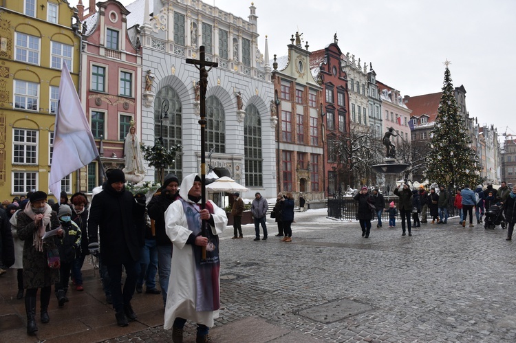 Rózańcowa procesja adwentowa w Gdańsku