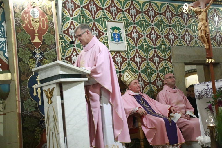 Poświęcenie polichromii w Lubczy