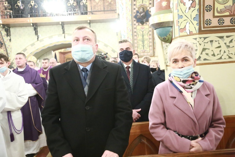 Poświęcenie polichromii w Lubczy