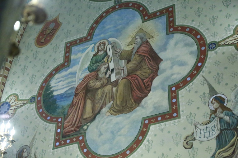 Polichromia kościoła w Lubczy