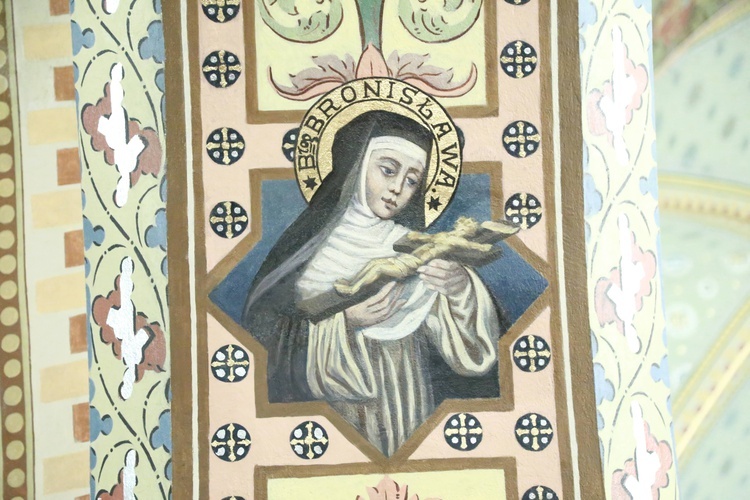 Polichromia kościoła w Lubczy