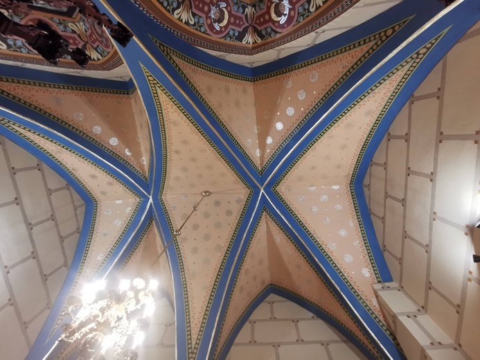 Polichromia kościoła w Lubczy