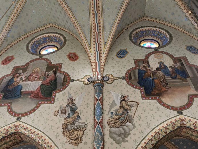 Polichromia kościoła w Lubczy