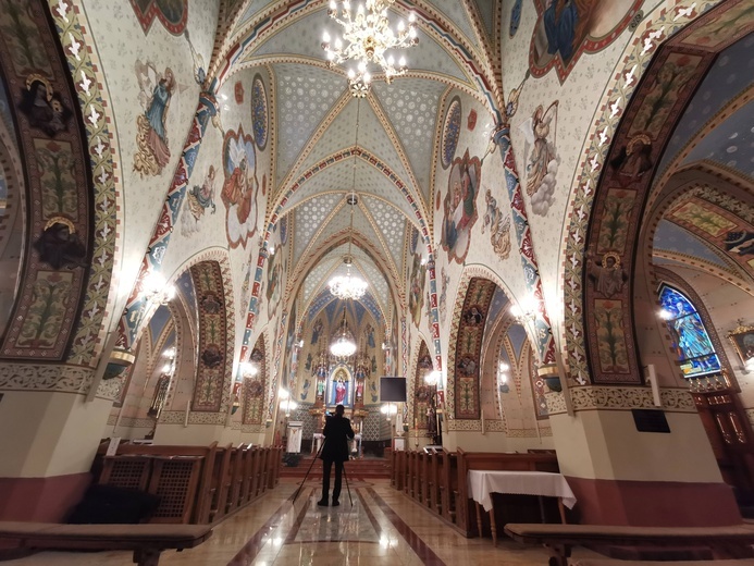 Polichromia kościoła w Lubczy