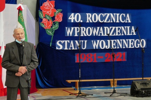 40. rocznica wprowadzenia stanu wojennego i poświęcenia sztandaru "Solidarności" w Rajczy