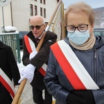 40. rocznica wprowadzenia stanu wojennego i poświęcenia sztandaru "Solidarności" w Rajczy