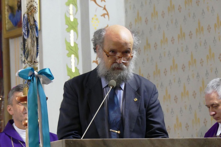 40. rocznica wprowadzenia stanu wojennego i poświęcenia sztandaru "Solidarności" w Rajczy