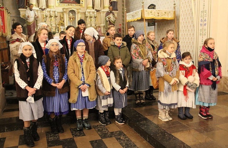 40. rocznica wprowadzenia stanu wojennego i poświęcenia sztandaru "Solidarności" w Rajczy