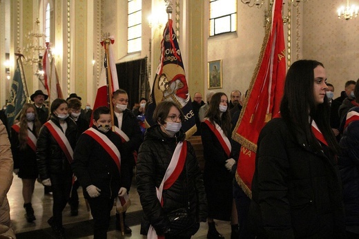 40. rocznica wprowadzenia stanu wojennego i poświęcenia sztandaru "Solidarności" w Rajczy