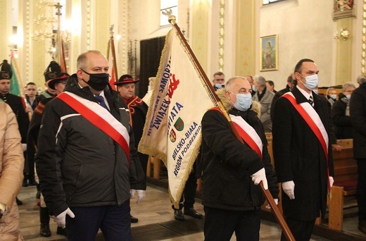 40. rocznica wprowadzenia stanu wojennego i poświęcenia sztandaru "Solidarności" w Rajczy