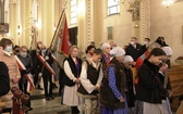 40. rocznica wprowadzenia stanu wojennego i poświęcenia sztandaru "Solidarności" w Rajczy