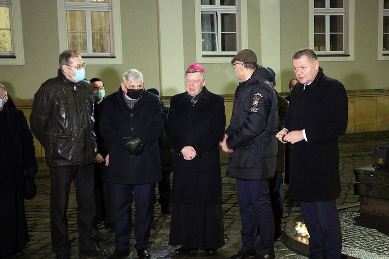 40. rocznica stanu wojennego - obchody w archikatedrze wrocławskiej