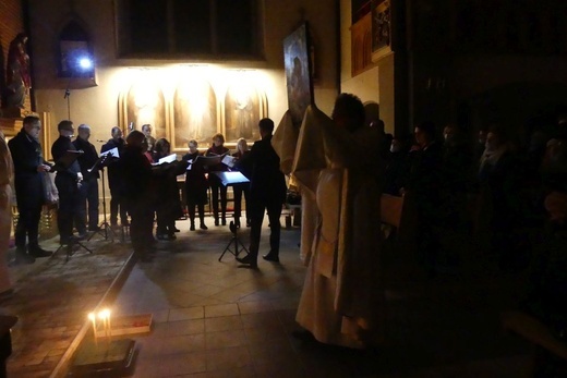 Akatyst ku czci Bogurodzicy w Bielsku-Białej Kamienicy