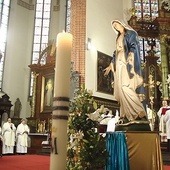 	W naszej diecezji obłóczyny odbywają się tradycyjnie 8 grudnia.