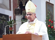 Homilię wygłosił biskup gliwicki Jan Kopiec.