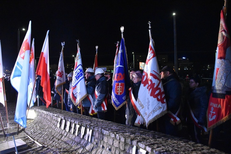 Porannne uroczystości rocznicy Grudnia '70 w Gdyni