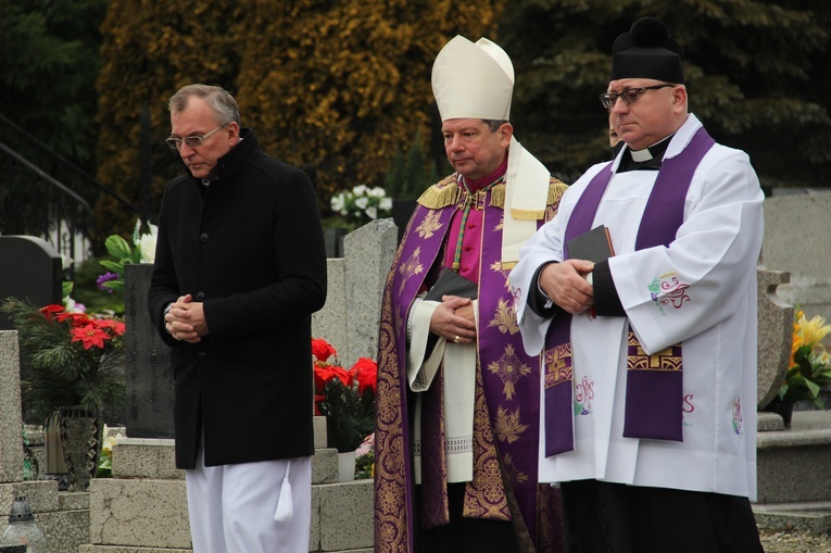 Kobyla. Ks. Zbigniew Glenc pochowany