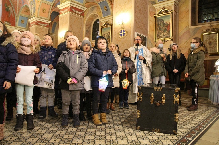 Roraty na 225-lecie parafii św. Jakuba w Rzykach - 2021