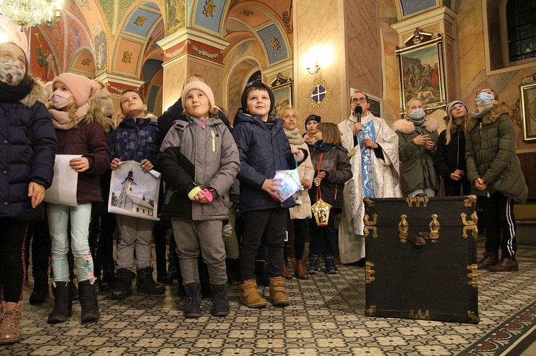 Roraty na 225-lecie parafii św. Jakuba w Rzykach - 2021