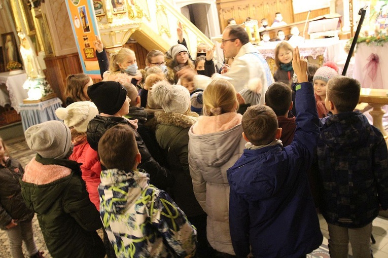 Roraty na 225-lecie parafii św. Jakuba w Rzykach - 2021