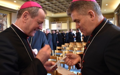 Na zakończenie przyszedł czas na życzenia indywidualne. 