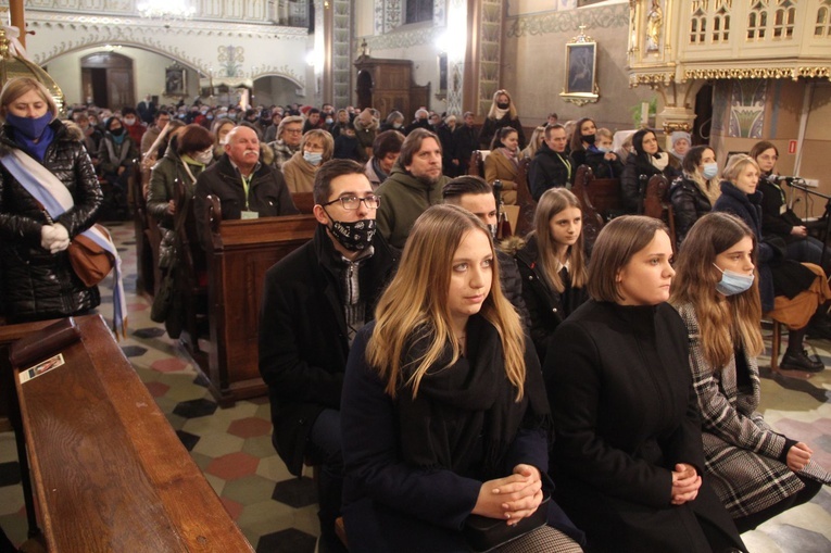 Wał Ruda - Zabawa. Droga Krzyżowa i poświęcenie kaplicy