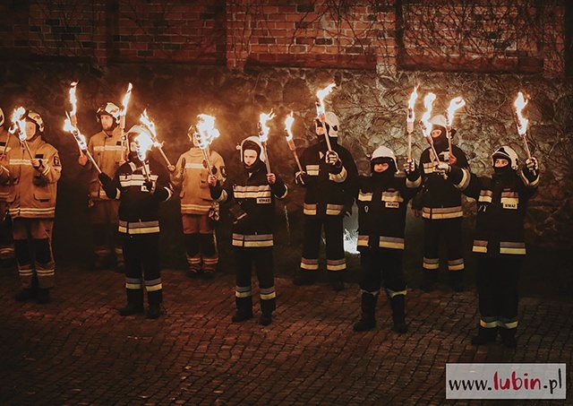 Lubińscy strażacy oddali hołd ofiarom represji.
