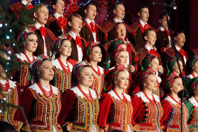 Strzegom. Świątecznie z ludowymi zespołami
