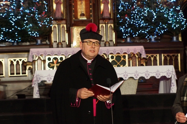 Strzegom. Świątecznie z ludowymi zespołami