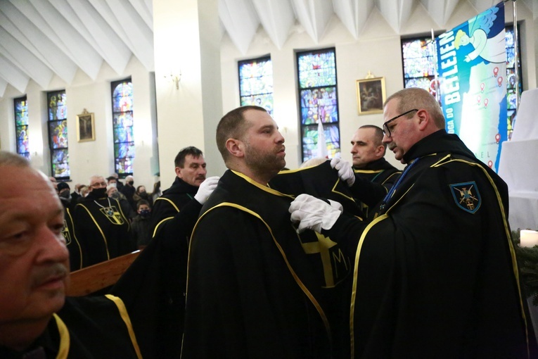 Nowa chorągiew Zakonu Rycerzy Jana Pawła II