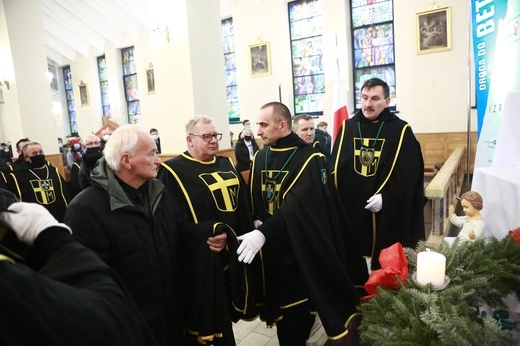 Nowa chorągiew Zakonu Rycerzy Jana Pawła II