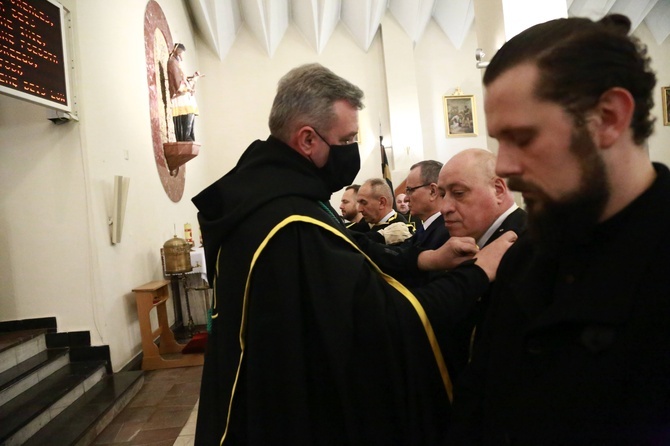 Nowa chorągiew Zakonu Rycerzy Jana Pawła II