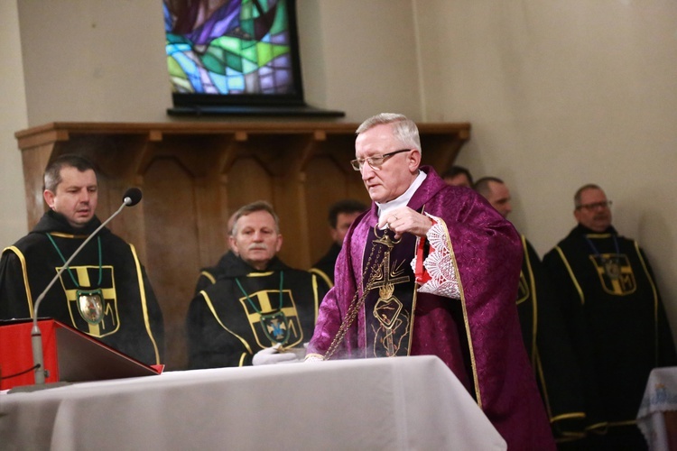 Nowa chorągiew Zakonu Rycerzy Jana Pawła II