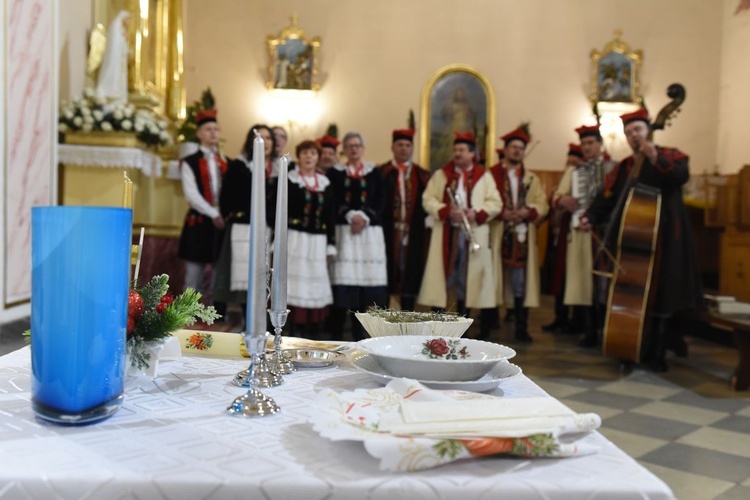 Parafialna Wigilia w Siemiechowie