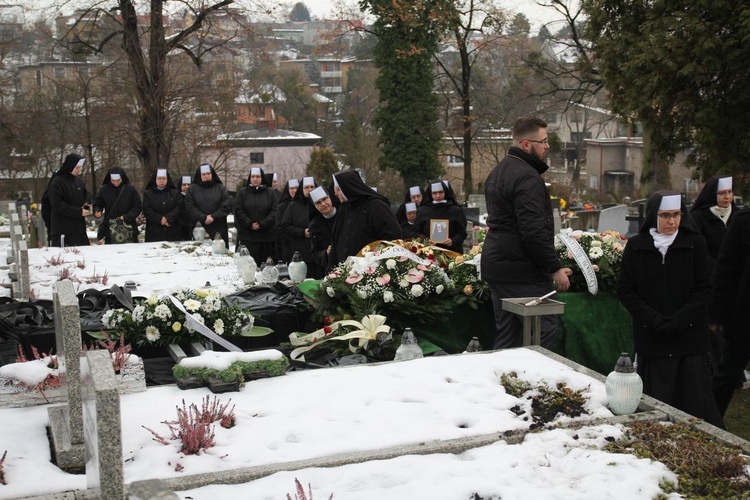 Uroczystości pogrzebowe s. Michaeli Bubik, elżbietanki cieszyńskiej