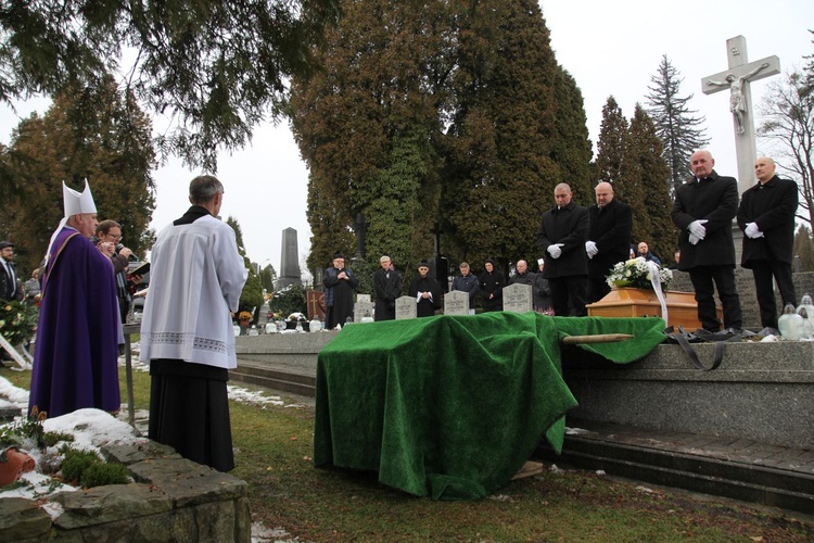 Uroczystości pogrzebowe s. Michaeli Bubik, elżbietanki cieszyńskiej