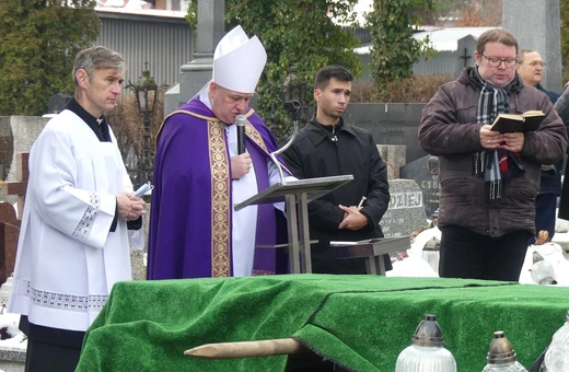 Uroczystości pogrzebowe s. Michaeli Bubik, elżbietanki cieszyńskiej