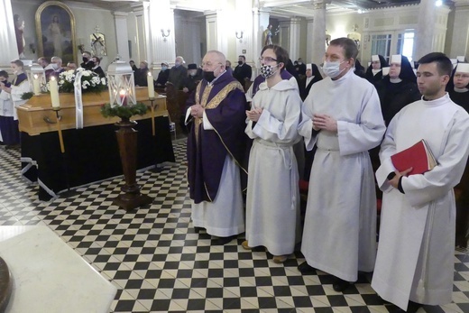 Uroczystości pogrzebowe s. Michaeli Bubik, elżbietanki cieszyńskiej